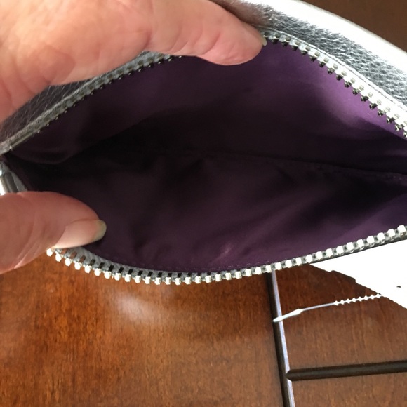 Coach Poppy silver sequined clutch/wristlet - Picture 5 of 6